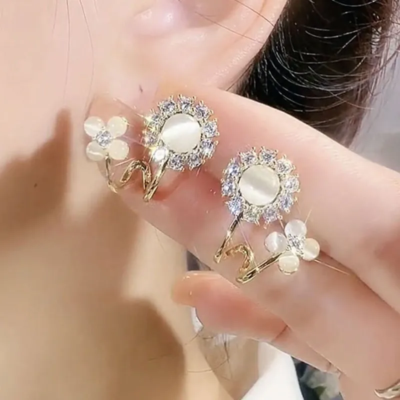 Exquisite Crystal Flower Stud Earrings For Women Fashion Zircon Rose Butterfly Tassel Earring Bride Wedding Party Jewelry Gifts