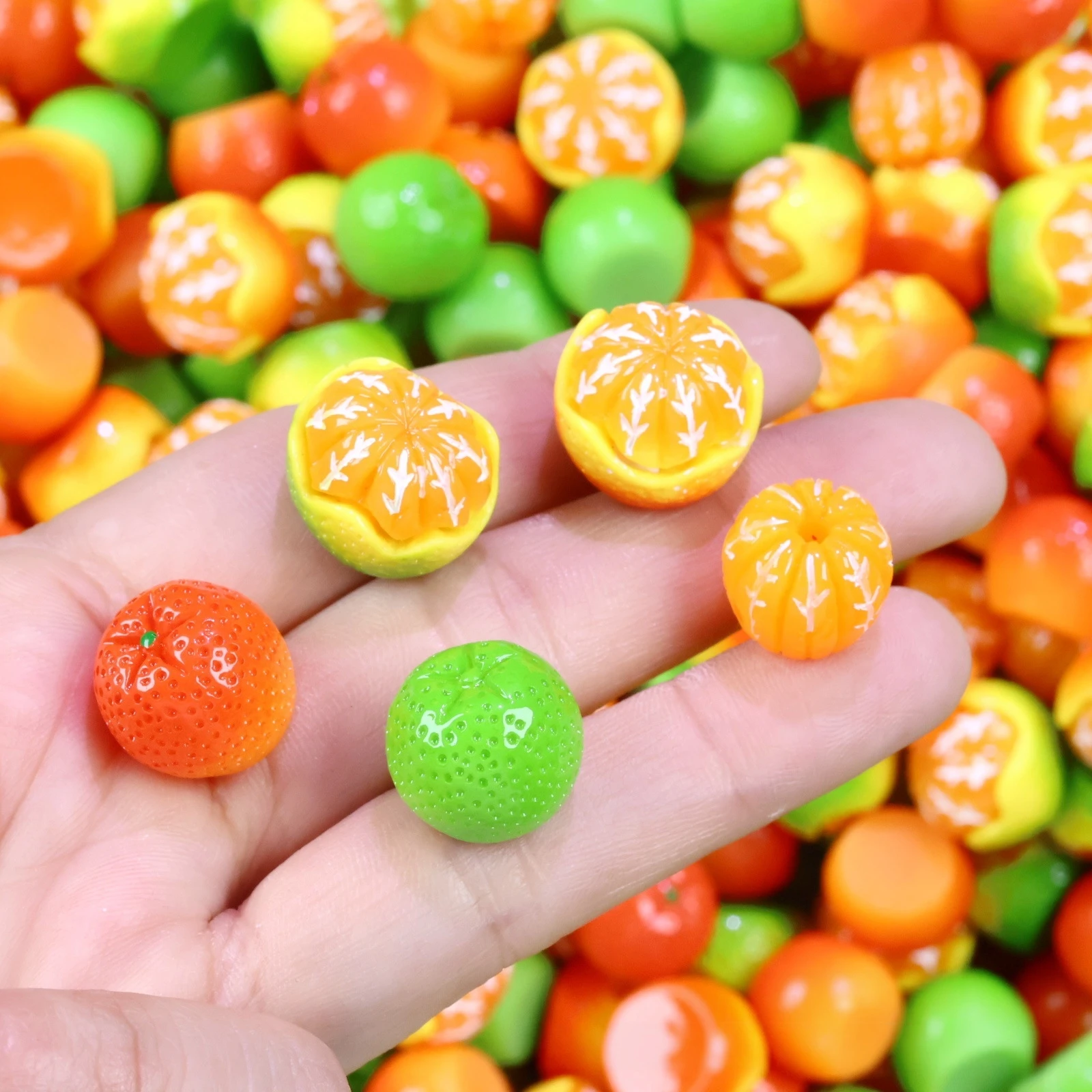 30-Pack Mini Mandarin Orange Resin Figurines - Micro Landscape Decor for Car, Desk & DIY Hair Accessory Crafts
