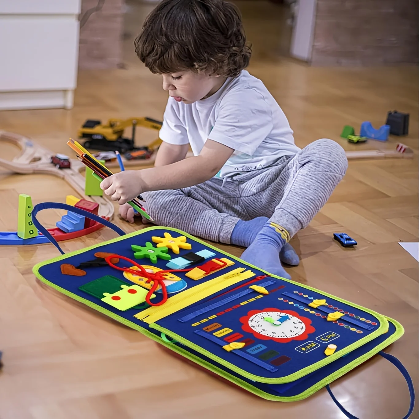 Giocattoli educativi Montessori Libro in feltro Giocattoli popolari per bambini Borsa occupata Apprendimento precoce Feltro Tavola occupata Nuovo