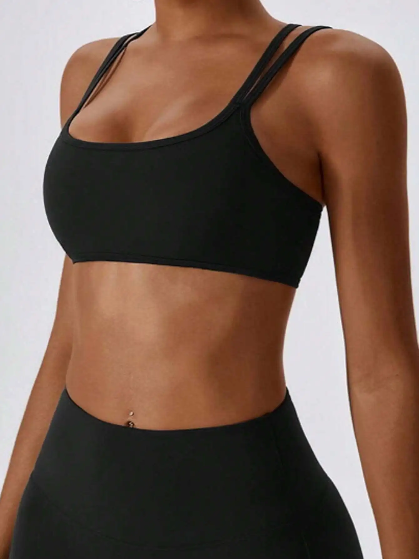 

Women Seamless Solid Color Sports Bra 4pcs Set Yoga Basic