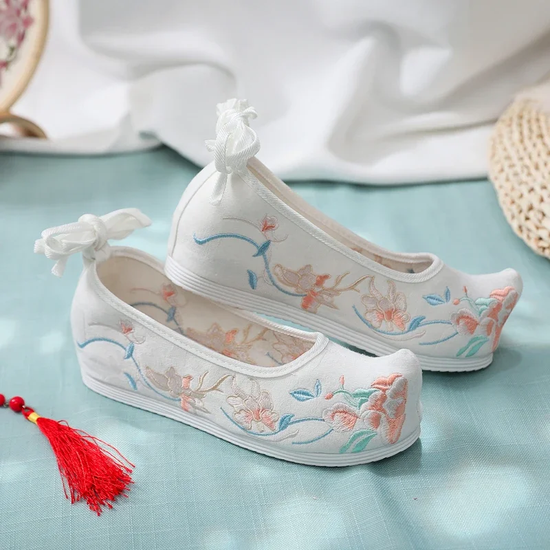 Hanfu Shoe Ancient Chinese Traditional Dance Performance Embroidery Canva Flat Oriental Women Wedding Ankle Internal Height