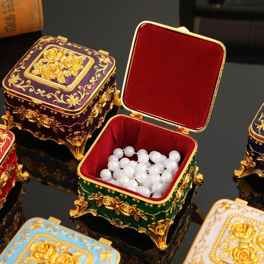 European-Style Vintage Metal Jewelry Box Exquisite Enamel-Colored Necklace Jewelry Storage Box Small-Scale Luxury Princess Acces