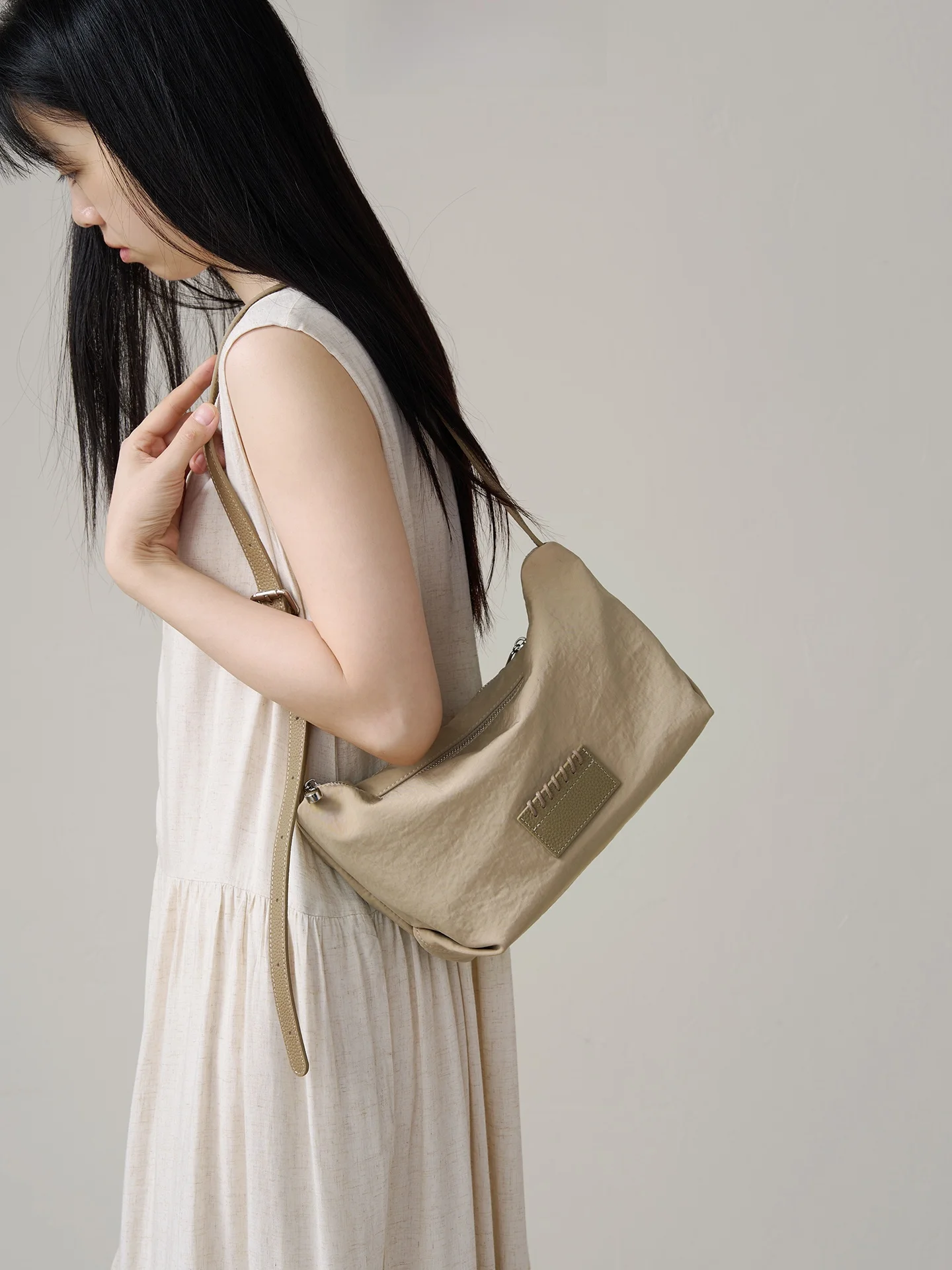 lalpina-borsa-a-tracolla-in-nylon-alla-moda-grande-capacita-stile-commuter-borsa-da-donna-borsa-hobo-sottobraccio-stile-casual-e-semplice