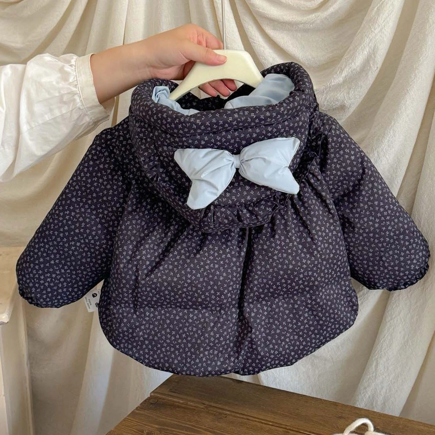 

Winter Girls' Floral Down Jacket Cute Bow Hooded Windproof Jackets 90 White Duck Down Thickened Coats Puffer Snowsuit ﻿