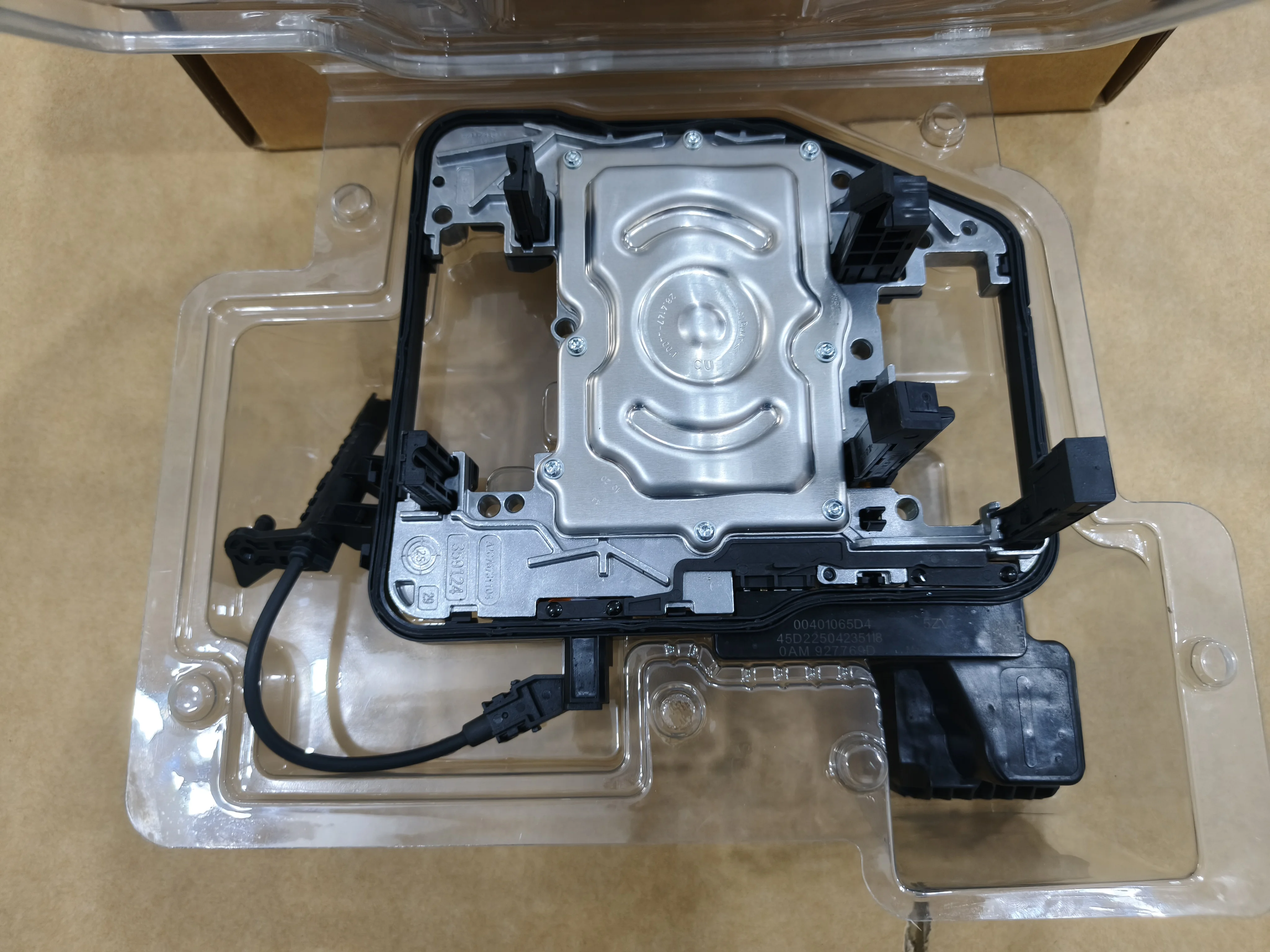 وحدة تحكم نقل الضمان الجديدة عالية الجودة TCU TCM 0AM927769D DQ200 OAM DSG7 لشركة فولكس فاجن أودي سكودا