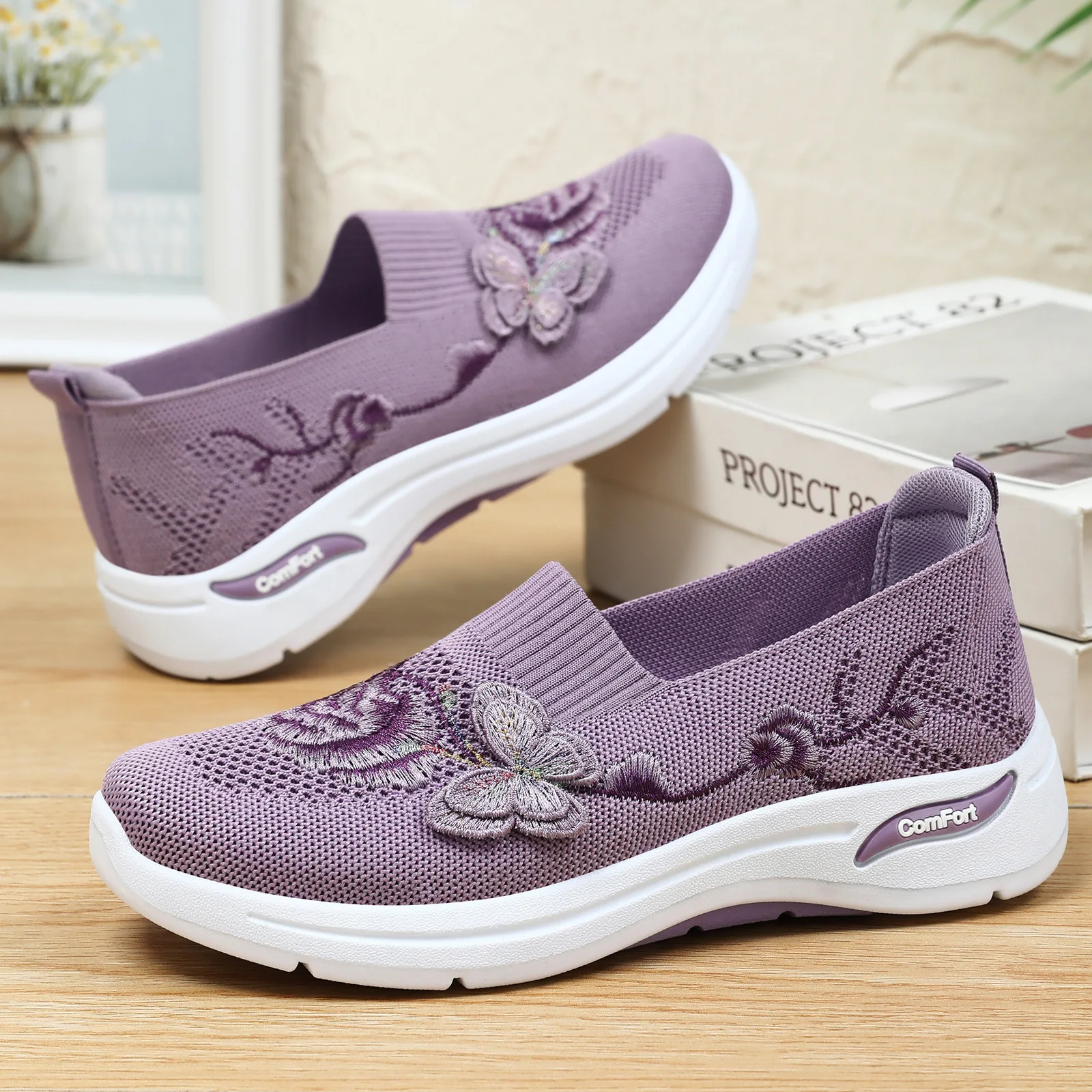 Women's shoes new fashionable breathable shoes outdoor casual sports comfortable anti slip wear-resistant women's shoes