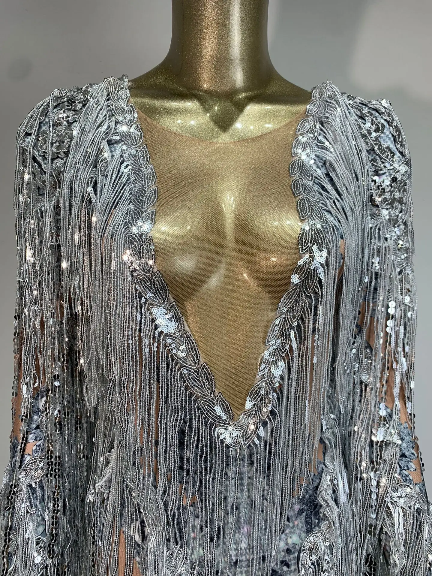 2025nova chegada lantejoulas borla sexy sheer malha bodysuit para bares e discotecasdjstage lantejoulas desempenho traje