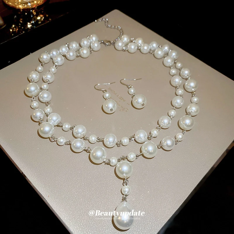 Hochwertiges Luxus-Wassertropfen-Perlenkette-Set Französische Vintage-Halskette Nischen-High-End-Leichtluxus-Schmuck Perlen-Partygeschenk