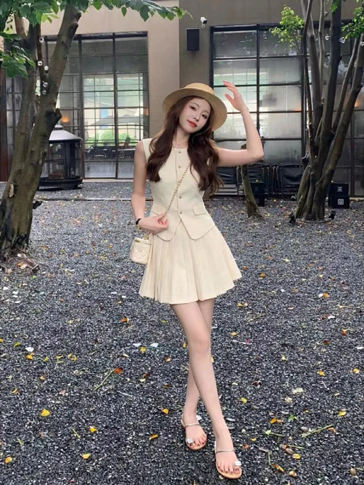 

2025 Girls Summer T Shirt Women Sleeveless Vest Crop Tops High Waist Long Skirts Women Two Piece Set Skinny Slim Elastic Bodycon