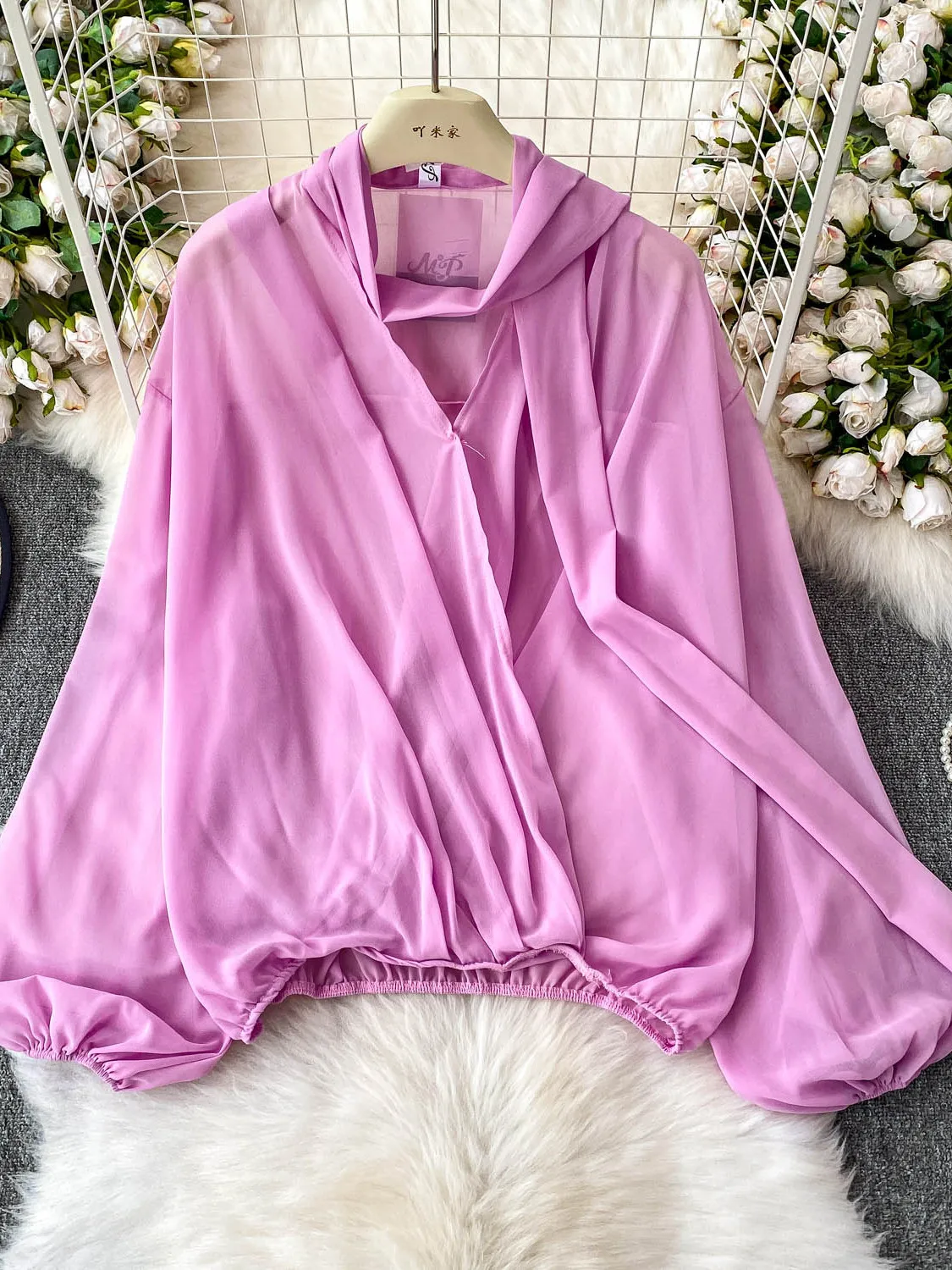 

Summer Chiffon irt Women's Cross V-ne Lantern Sve UV Protection Design Korean Sle Loose Fit Long Sve Pure Color