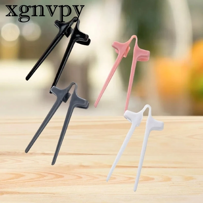 xgnvpy Cute Chopsticks Set for Gamers Gaming Snack Clips Holder Plastic Finger Tongs Lazy Snacking Essential Food Tool