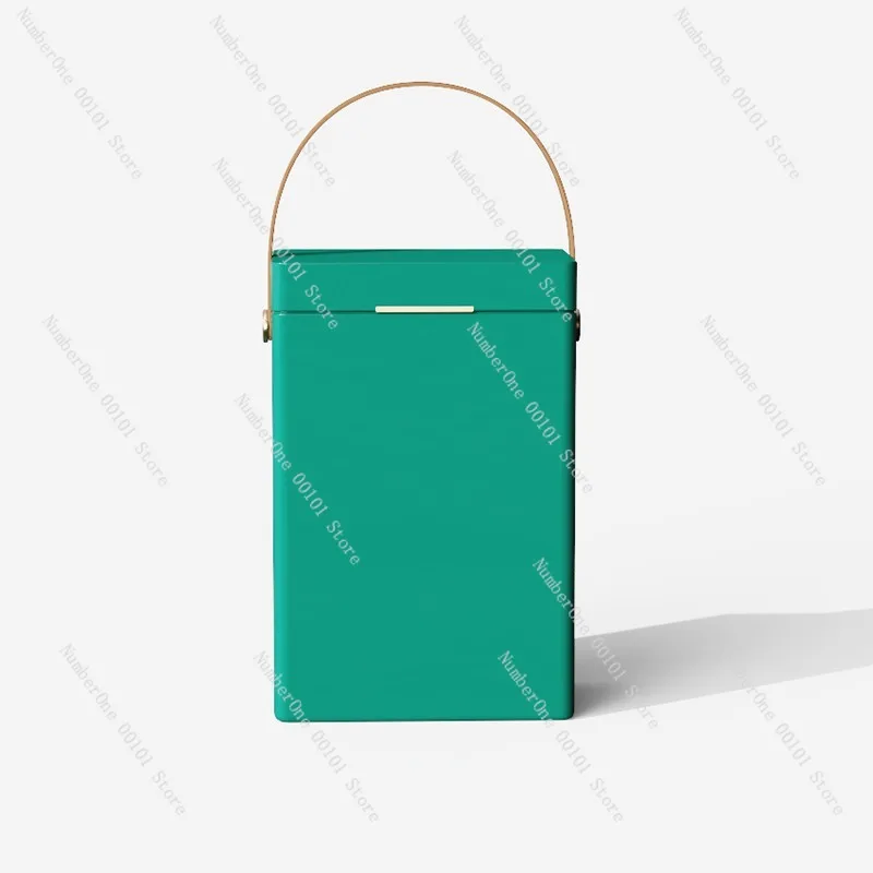 Portable long cylindrical liquor packaging tube with insulation layer,suitable for gifting and storage of beer,wine or spirits