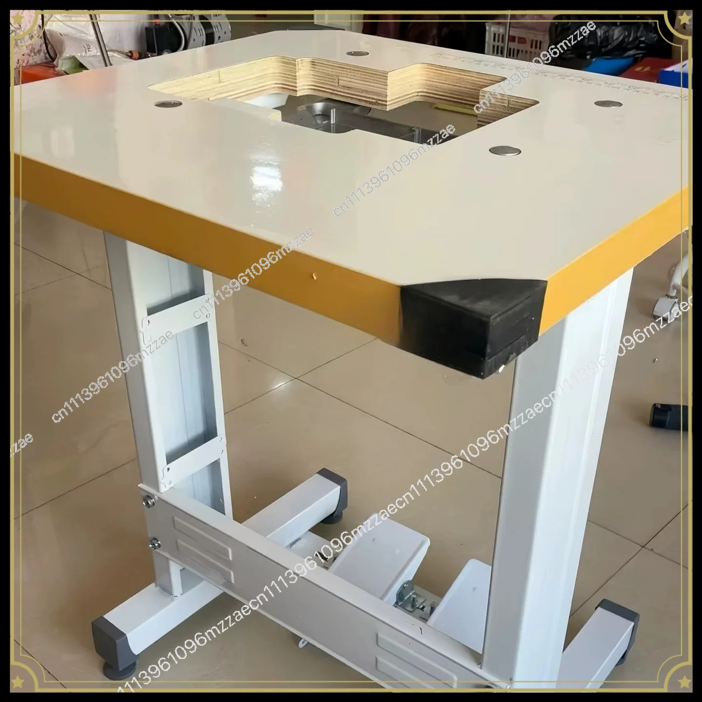 Industrial Sewing Mini Edge Locking Machine 788 747 700 Universal Sewing Machine Bench Board