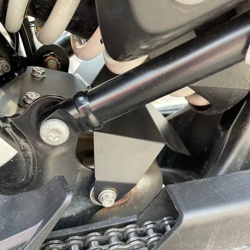 Imagen 2 del producto Para KTM 790 890 Adventure ADV R S 790ADV 790S 2018 - 2023 protector térmico de choque trasero para motocicleta deflector cubierta de protección de tubo de escape