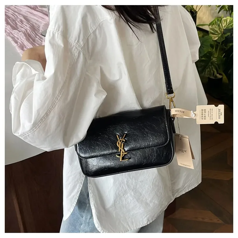 

Women's 2025 New Small Square Bag Niche Retro Design High-Quality,Fashionable,Versatile Casual,Shoulder Crossbody,Light Luxury