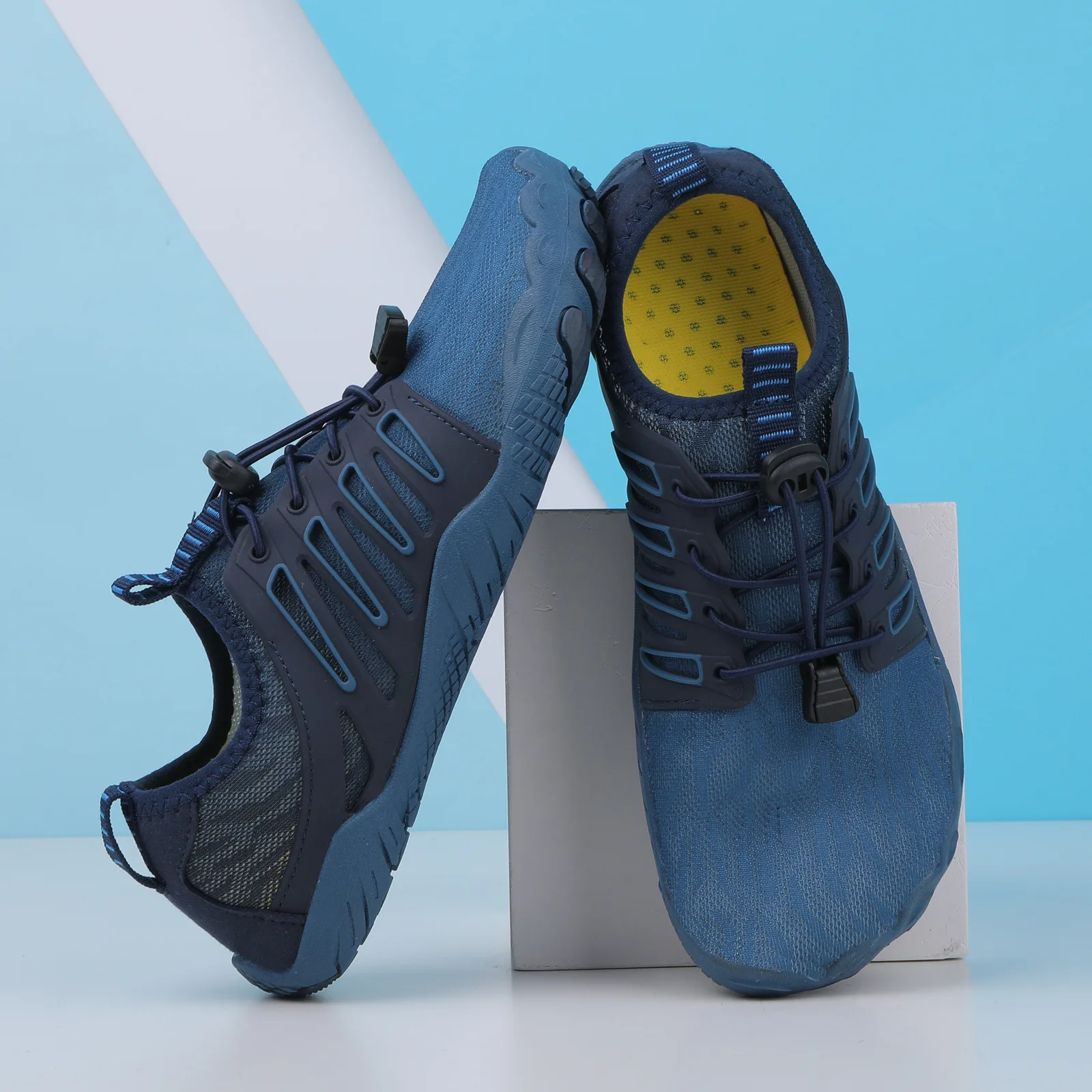 

"Multifunctional Five-Finger Shoes - Barefoot Trekking Sandals for Swimming/Cycling, Non-Slip Water Shoes for Outdoor"