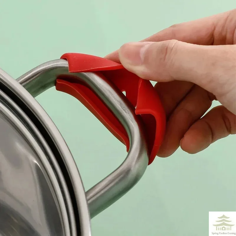 2PCS Silicone Pan Handle Anti-Ironing Sleeve Iron Pan Wok Ears Anti-Ironing Handle Sleeve Heat-Resistant