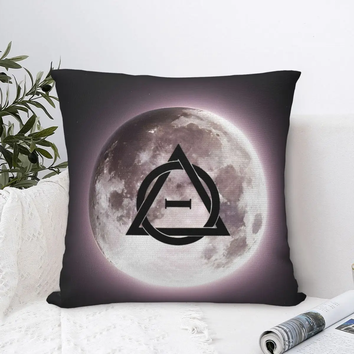 

Therian Pillow Case Cushion Covers Fashion Polyester Decorative Throw Pillow Case Cover for Sofa 18"