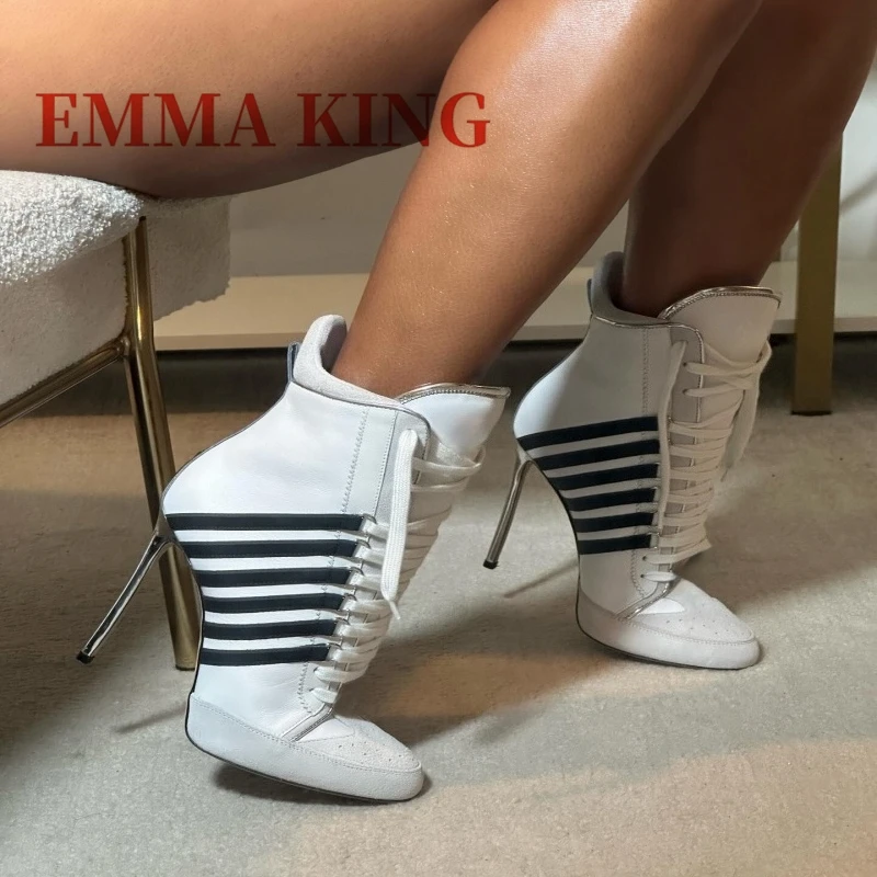 نمط رياضي عبر تعادل حذاء بوت بطول الكاحل جولة تو حذاء رياضة خنجر الأحذية قطاع طباعة اللون منعت المرأة موضة أحذية بوت قصيرة كبيرة 46