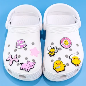 1/8 Stcs schöne Tiere Schuhschuh Reiz Ruddy Entenschweinestifte Clog Jeans für Schuhbienenhunde Garten Sandalen Dekorationen für Frauen Kinder Hauptverkäufe Orange Jeans - №2