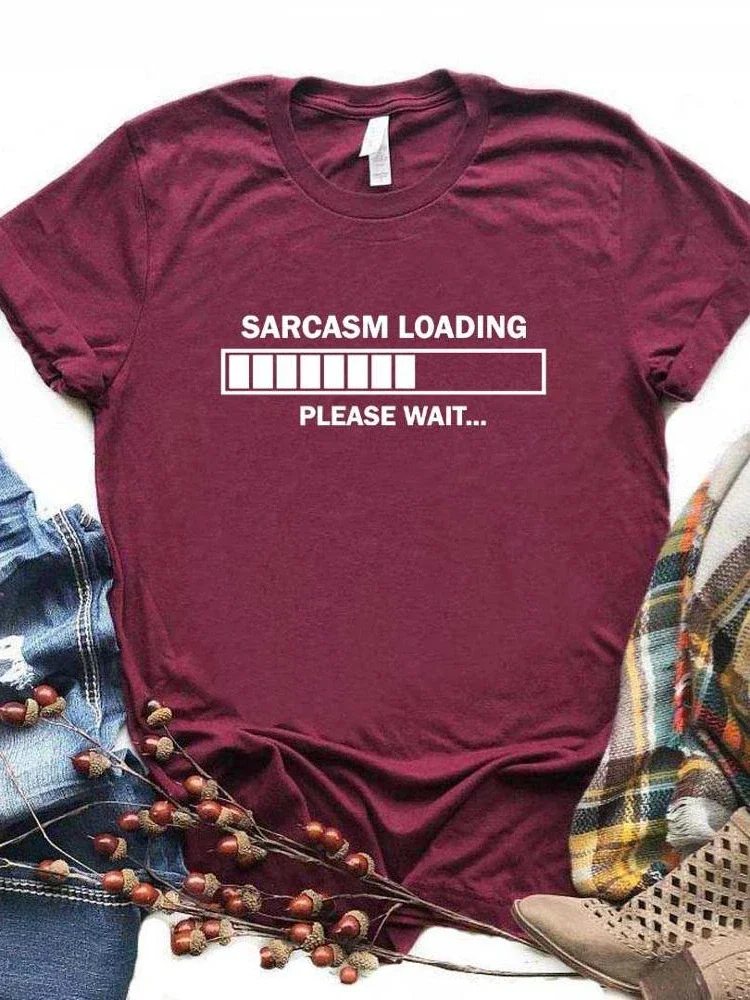 เสื้อยืดผู้หญิง พิมพ์ลายตัวอักษร คำว่า กำลังโหลด โปรดรอ แขนสั้น คอกลม ทรงหลวม สไตล์ลำลอง