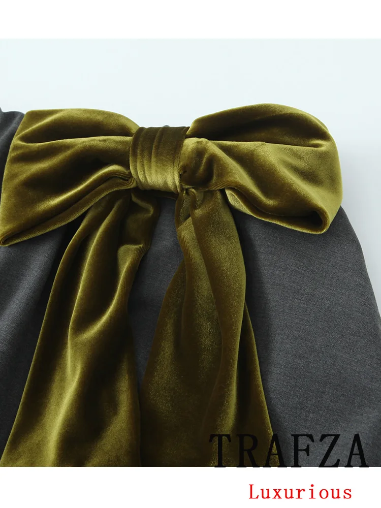 TRAFZA Vintage Casual Chic Women Skirt Grey Solid Bow Folds Short Mini Skirt New Fashion 2024 Autumn Holiday Female Short Skirt