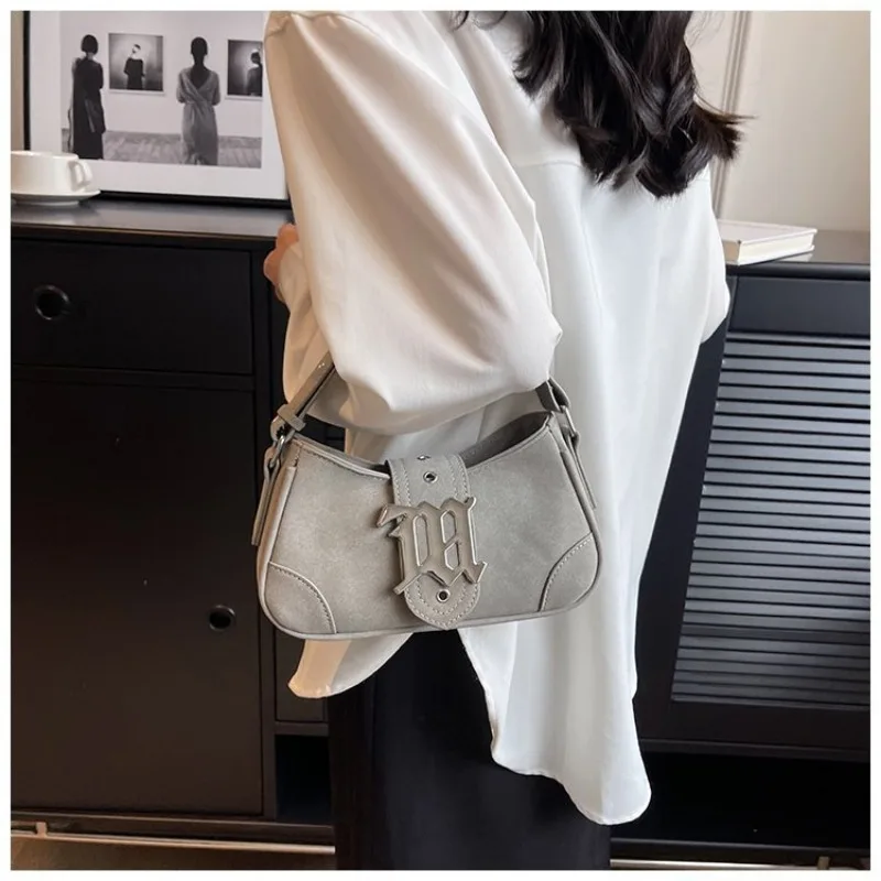2023  Trendy  and  Fashionable  New  Women's  Bag  Millennium Hot Girl Style Underarm Bag Versatile Matte Handheld Crossbody Bag