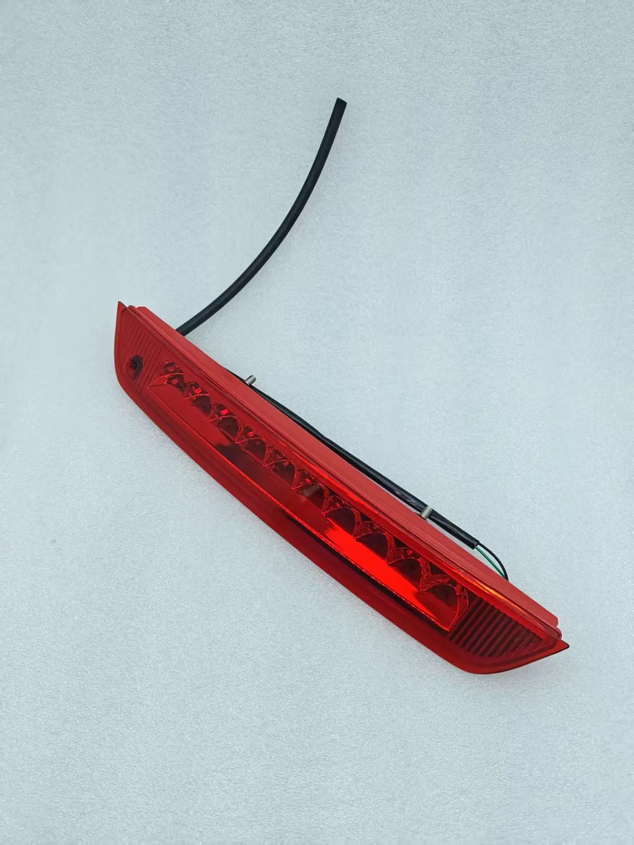 Brake Light for Hyundai Tucson LM 927002S000 ix35 2011-2015 Third High Mount Brake Light Lamp OE-92700-2Z000