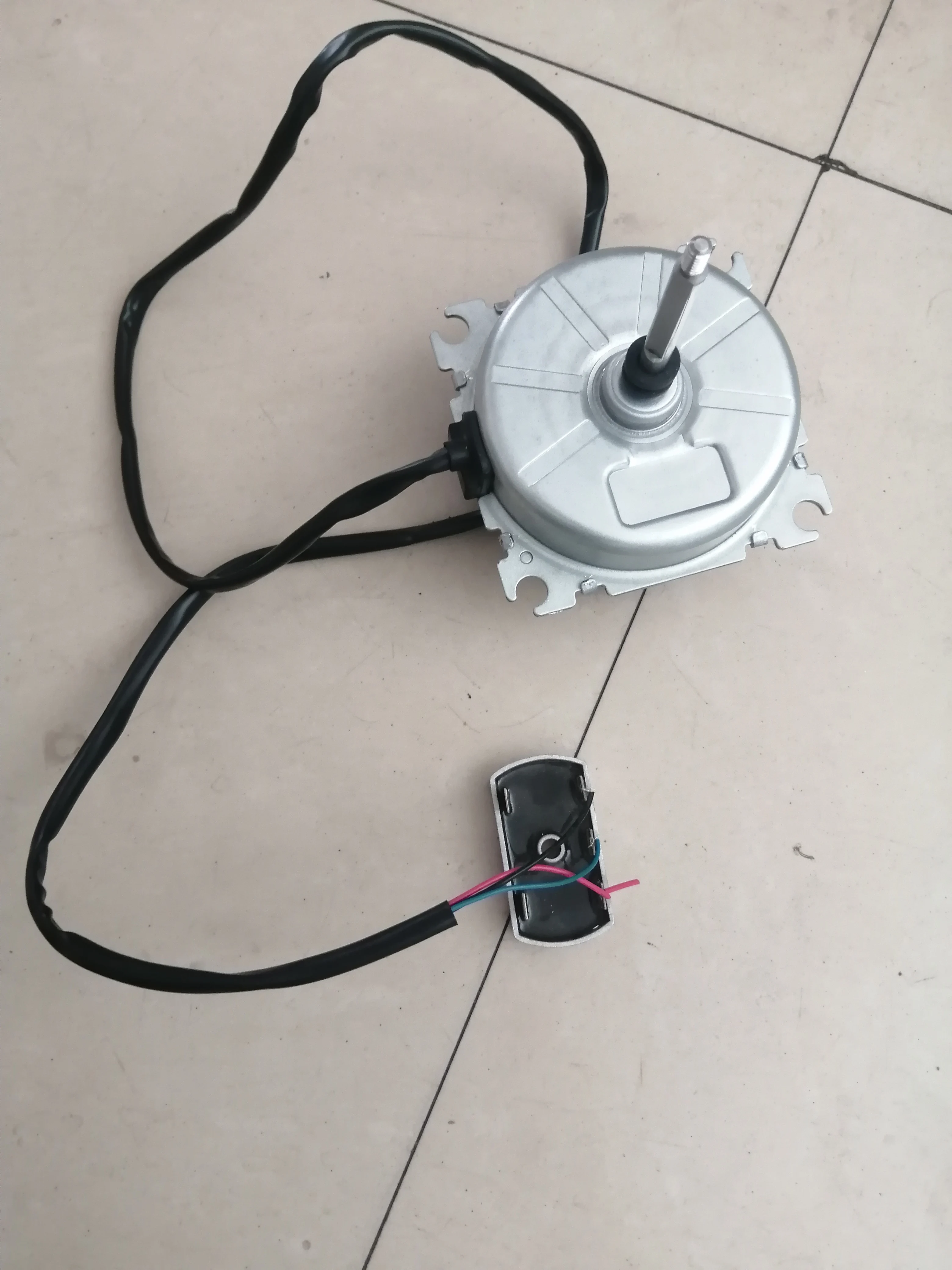 ใหม่สําหรับ Low-Speed Three-Phase แม่เหล็กถาวร Brushless AC Brushless WIND Generator บัลลาสต์ 200W มือไฮดรอลิก 12 V-300V