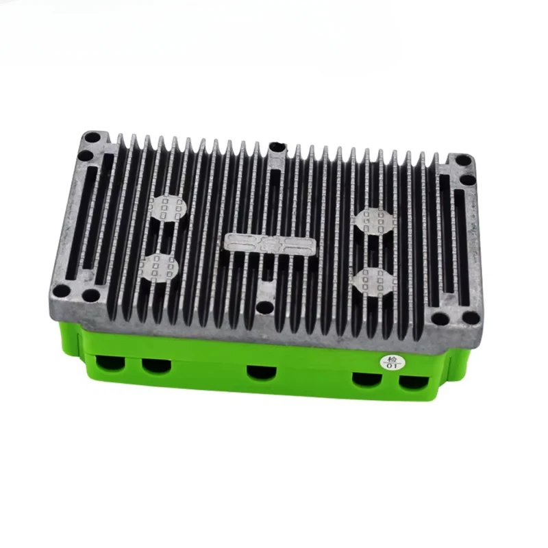 

Nanjing Fardriver ND72260 48V-72V 80A 3KW DC sine wave electric scooter scooter Bluetooth debugging programming motor controller