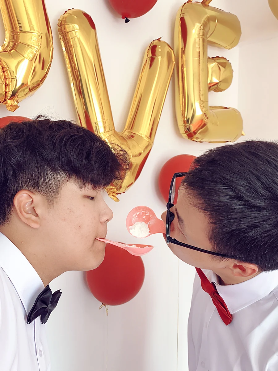 Wedding Game Punishment Propelling Flour to Groom Bride Game Prank Wedding Celebration Supplies Groom Bridal Shower Pranks