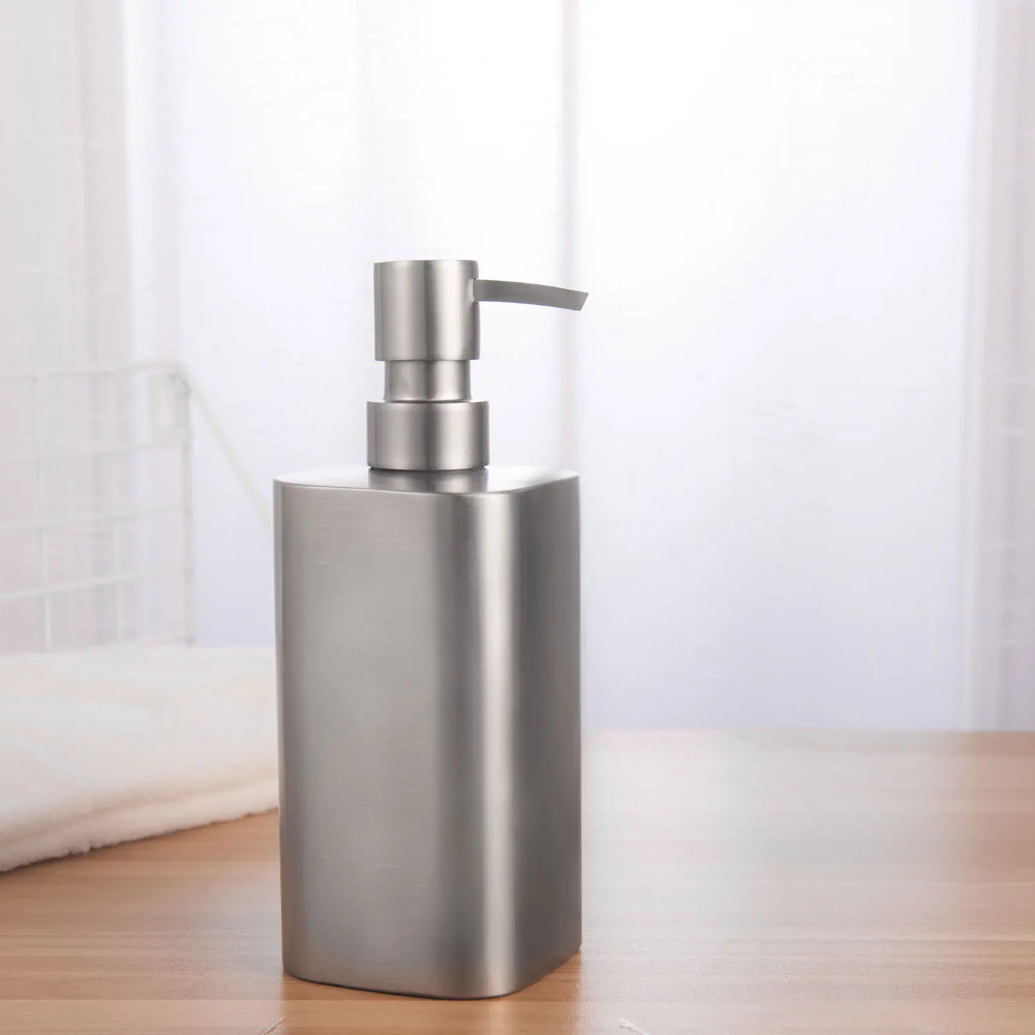 

Quality 304 Stainless Steel Lotion Soap Bottle Hand Sanitizer 500ML Matte