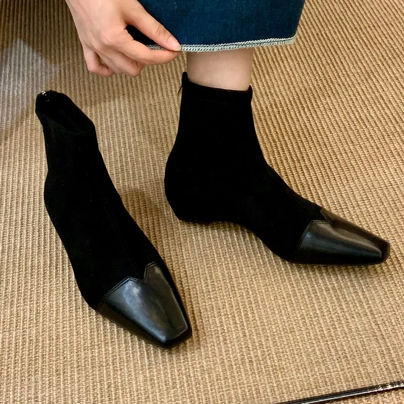 ساحة تو المرأة حذاء من الجلد الشقق فساتين راقية أحذية مصمم أحذية الشتاء الفاخرة 2025 جديد مريح المشي Mujer الثلوج بوتاس