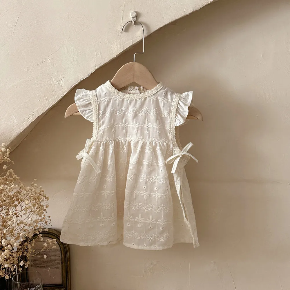

2026 Summer New Baby Girl Sleeveless Vest Dress Solid Overskirt Infant Girl Sweet Embroidery Dress Cotton Toddler Clothes
