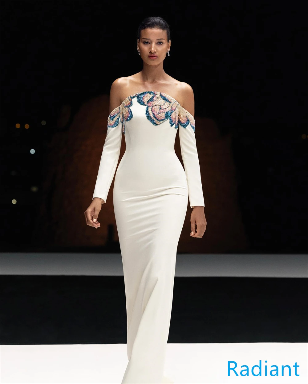 Aangepaste prachtige witte jersey avondjurk boothals uit de schouder lange mouwen beroemdheidsjurken bruidsfeest applicaties