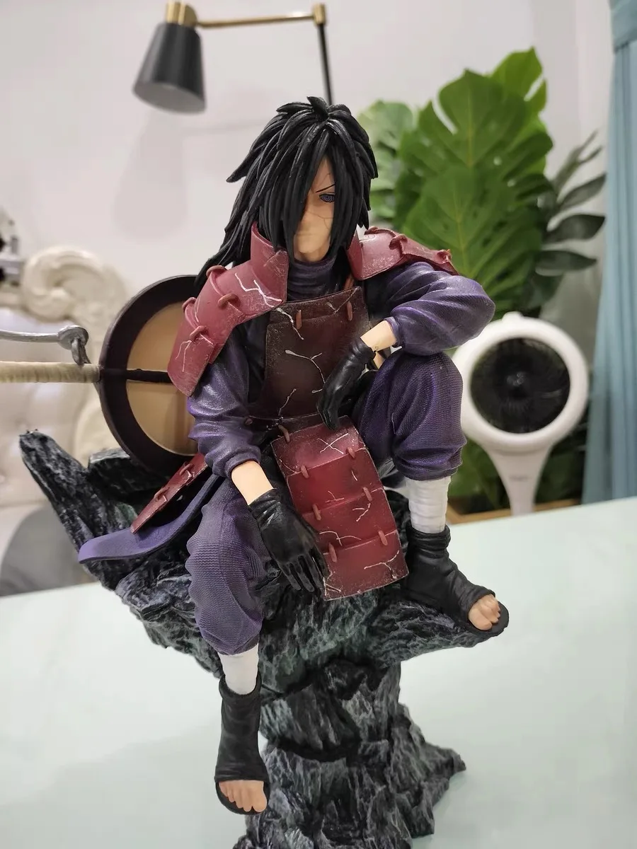 

New 28cm Naruto Sitting Pose Uchiha Madara Figure Model Ornaments Anime Peripheral Gifts Children's Gifts Home Ornaments