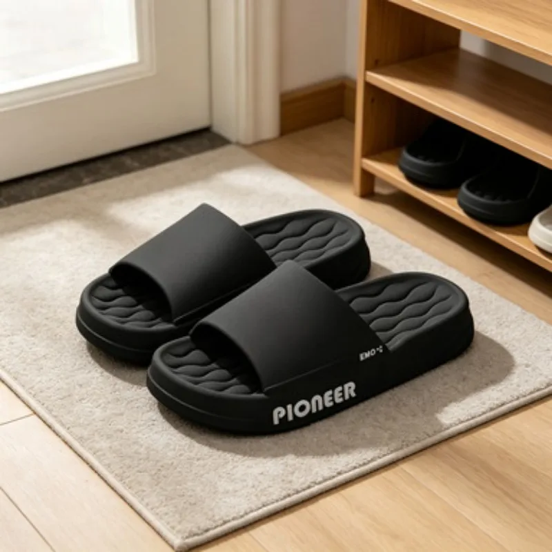 

Men's slippers, beach shoes, summer casual and comfortable non slip slippers, thick soled outerwear style, home cool slippers.