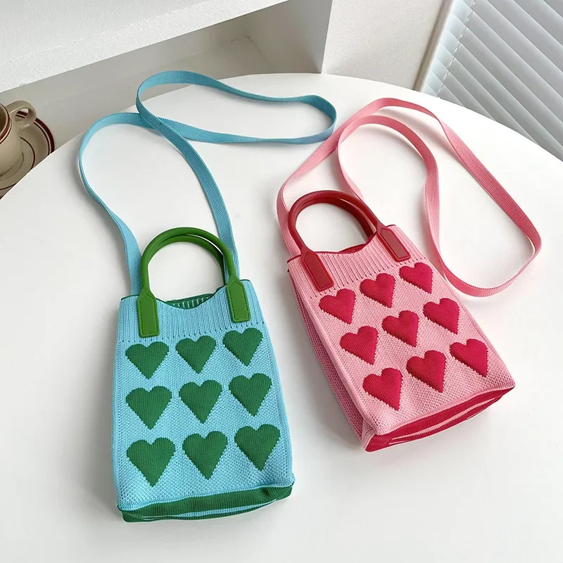 Korean Fashion Heart Knitted Mini Square Handbag for Women Small Mobile Phone Shoulder Bags Girls Cute Outdoor Crossbody Bags view 4