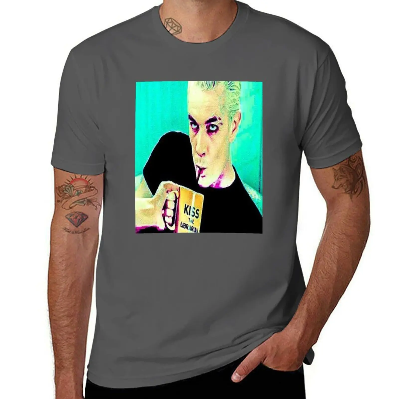 

Kiss The Librarian T-Shirt t shirts cotton 100% t shirt man designer T-Shirt