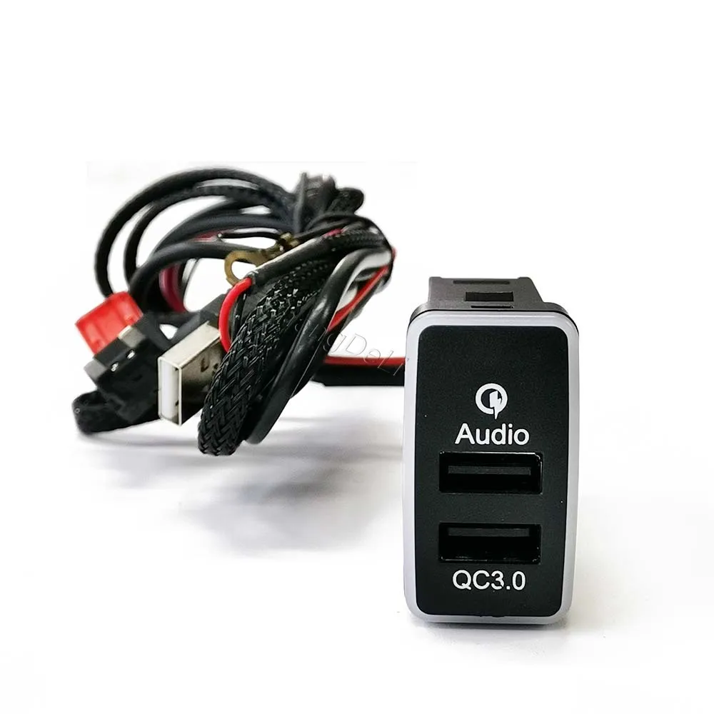 مقبس شاحن هاتف السيارة QC3.0 USB شحن محول الصوت لتويوتا FJ كروزر لاند كروزر برادو 2006 هايلكس كامري 2007