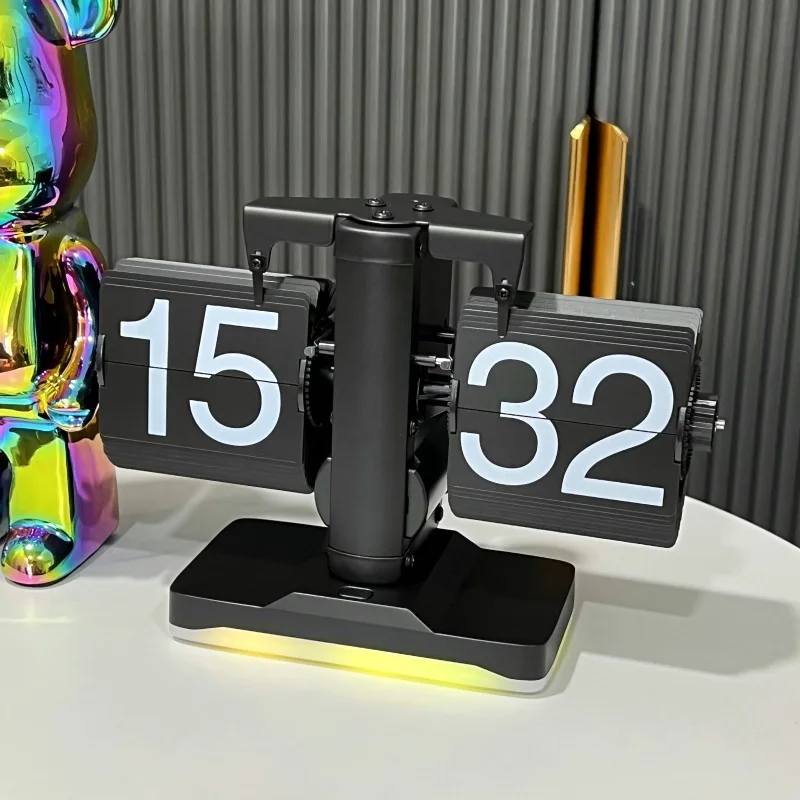 

Retro table clock mechanical automatic page turning clock pendant living room bedroom office desktop decoration
