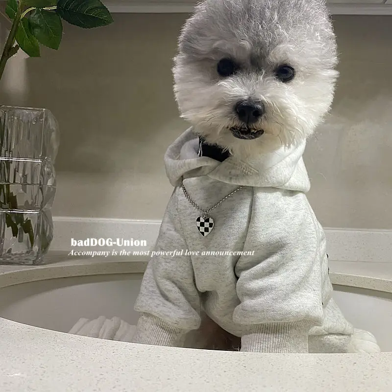 

Spring and Autumn Pet Trendy Brand Thin Letter Dog Sweater Schnauzer Teddy Bears Grey White Vintage Soft Hoodie Cat Clothes