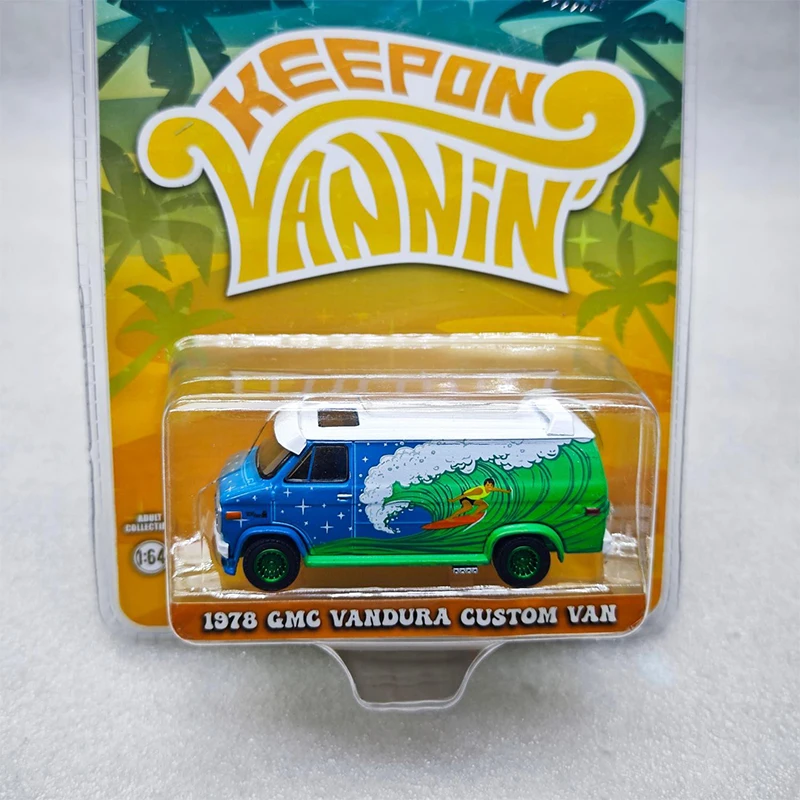 Greenlight 1:64 1978 GMC Vandura Custom Van Surf Trim Green Machine Series Alloy Die Casting Model Collect Ornaments