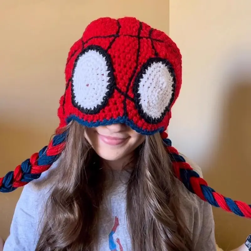 Nowa zimowa czapka z daszkiem Spider Man Twist dla kobiet Gruba pluszowa czapka z pomponem Jednokolorowa damska ciepła czapka narciarska świąteczna ﻿