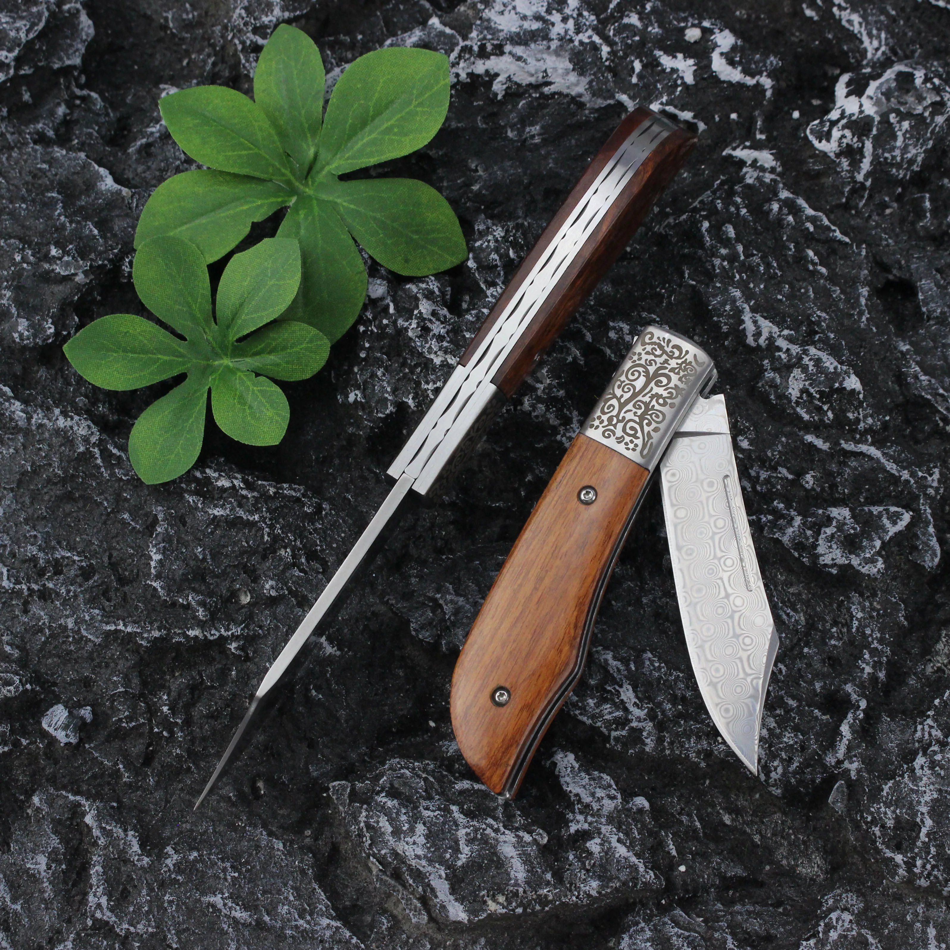 Desert iron wood Folding Knife High hardness Damascus steel Outdoor Survival Multipurpose backcountry camping Knives