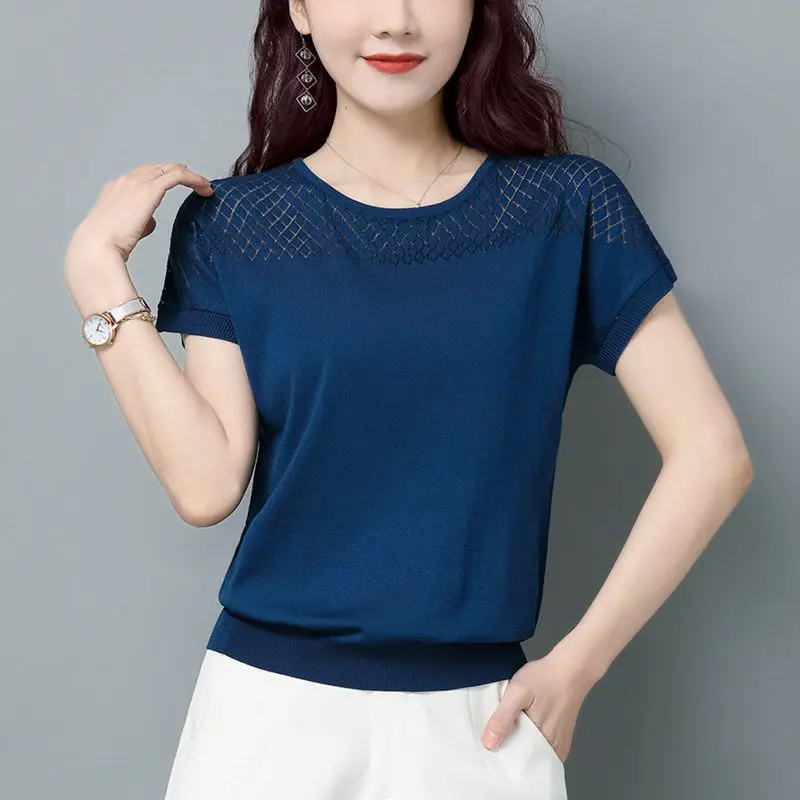 2025 New Summer Fashion Hollow Short-Sleeved Women's Casual Joker Thin Knitted Bottoming Shirt Ice Silk T-Shirt Top A220