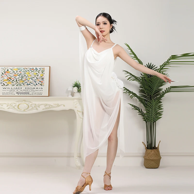 زي أداء الرقص اللاتيني الجديد للنساء فستان راقي ومثير بدون ظهر للبالغين فستان المنافسة اللاتينية