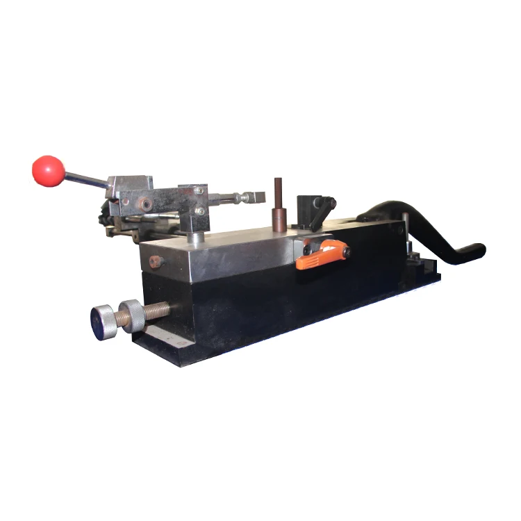 

Высококачественный ручной станок для изготовления штамповочных досок со стальным линейкой и 40-струментами