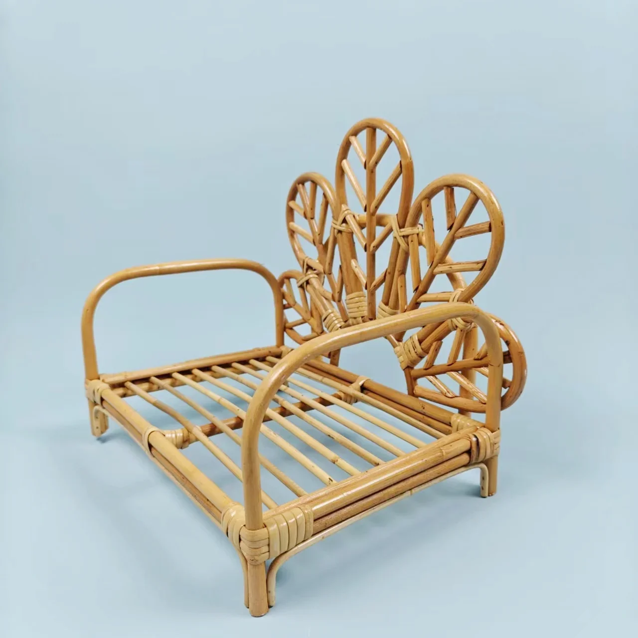 Newborn Photography Props Baby Rattan Bench Flower Peacock Chair Bed Bamboo Crib Boy Girl Session Posing Furniture Accessories