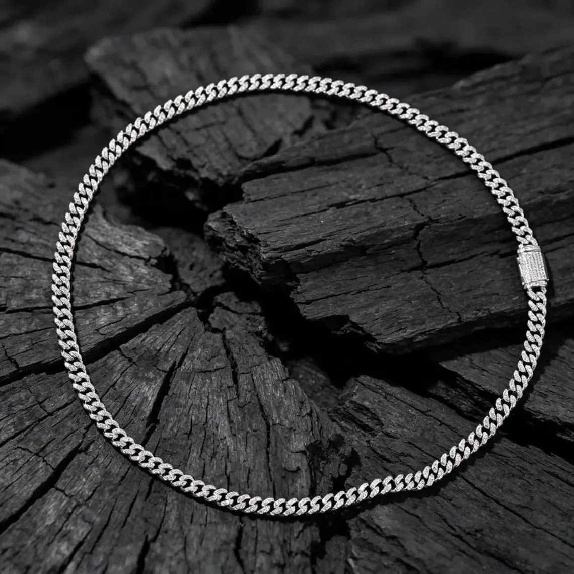 Selling Moissanite .Best Diamond Cuban Link Chain Fashion Jewelry Necklace for Men Women and Gifting Available For Sale